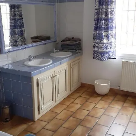 Дом отдыха L'oustaou D'aiglun Aiglun (Alpes-de-Haute-Provence)